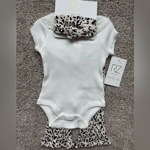Rachel Zoe Baby White Bodysuit with Leopard Print Headband